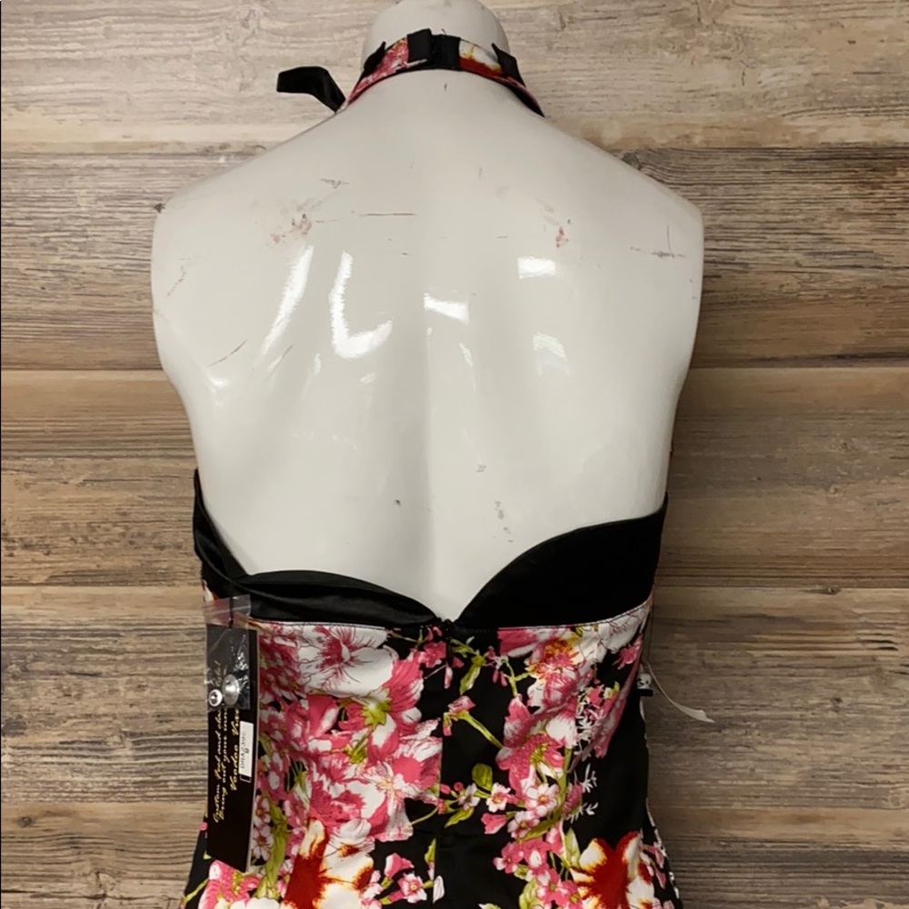 Voodoo Vixen Dark Floral Pencil Dress NWT G9 - Picture 4 of 4